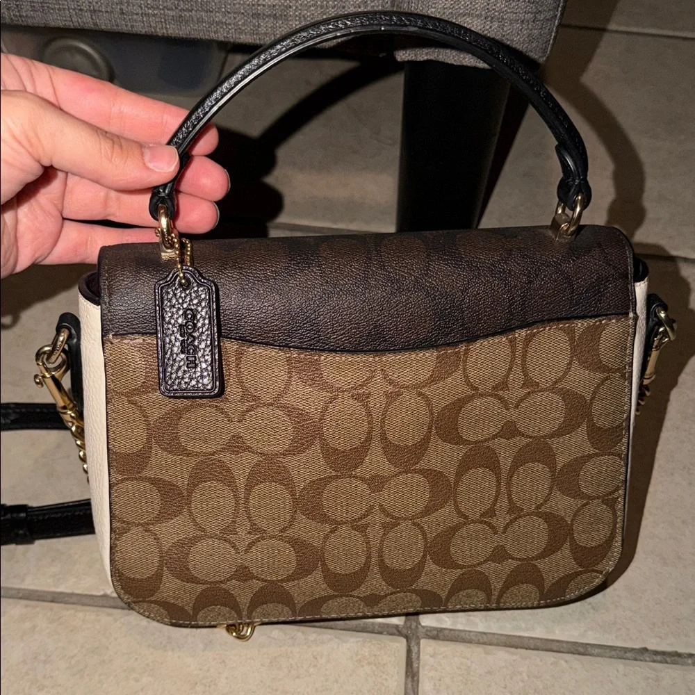 Coach Two-Tone Signature Turnlock Crossbody Bag in Brown and Black